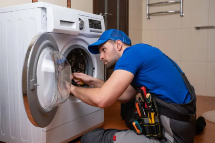 خدمة فك وتركيب مكينه الغسيل